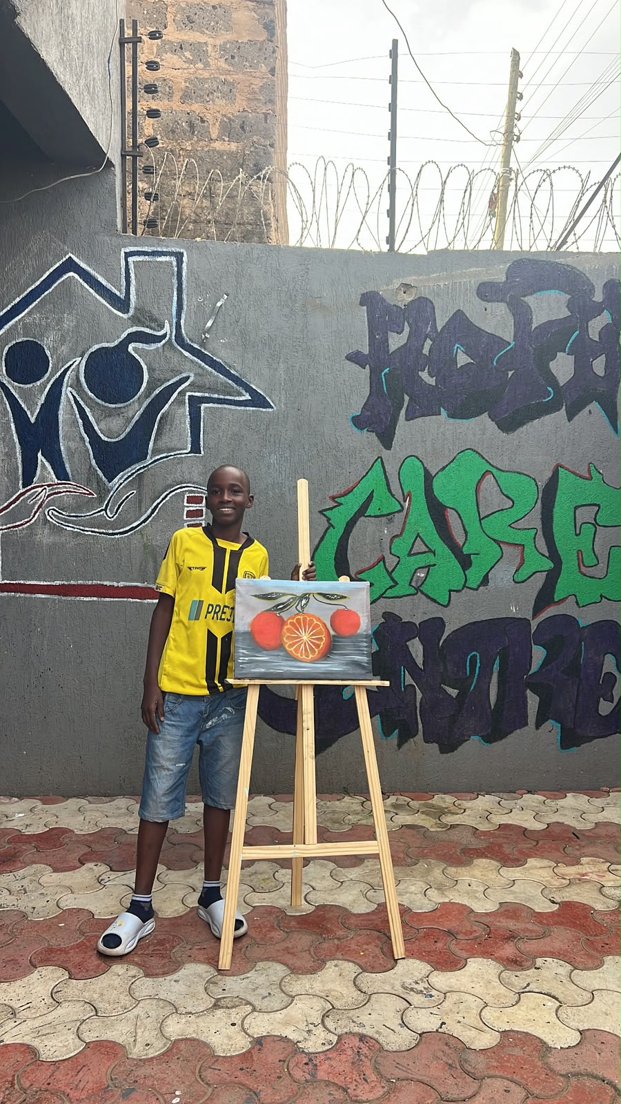 Children doing artwork during Art Mentorship classes